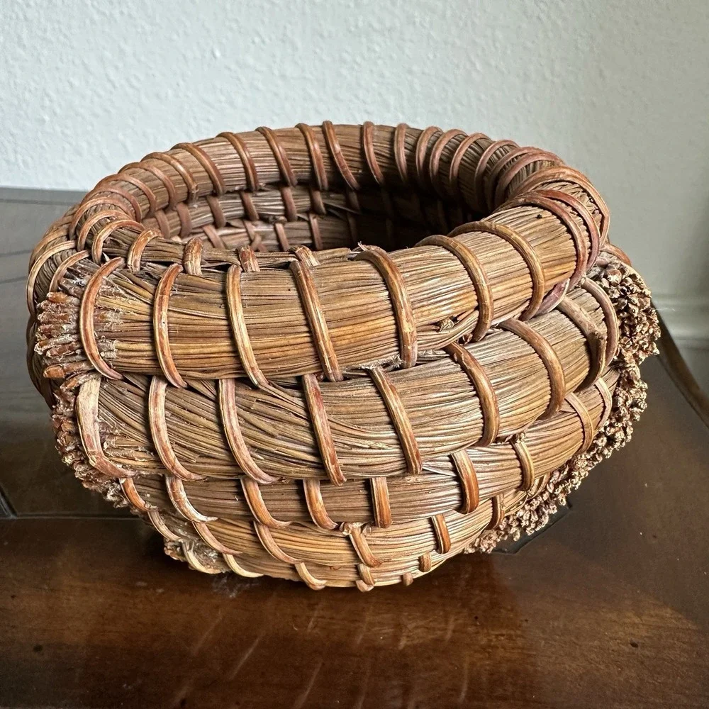 Vintage Handcrafted Coiled Brown Pine Needle Basket‎ 4.25 Inch Knobby Textured